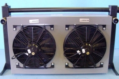 HYDRUALIC COOLER WITH TWIN FANS
